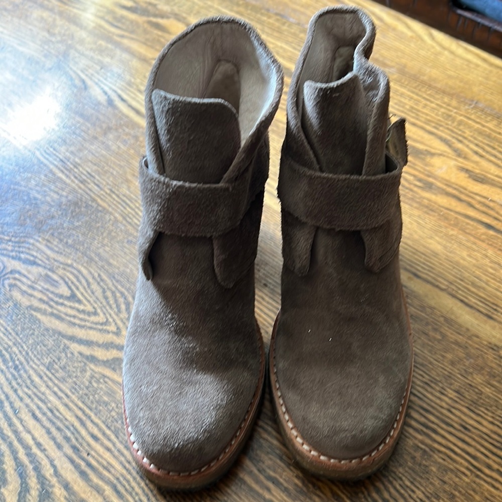 Ugg leather boots size 7